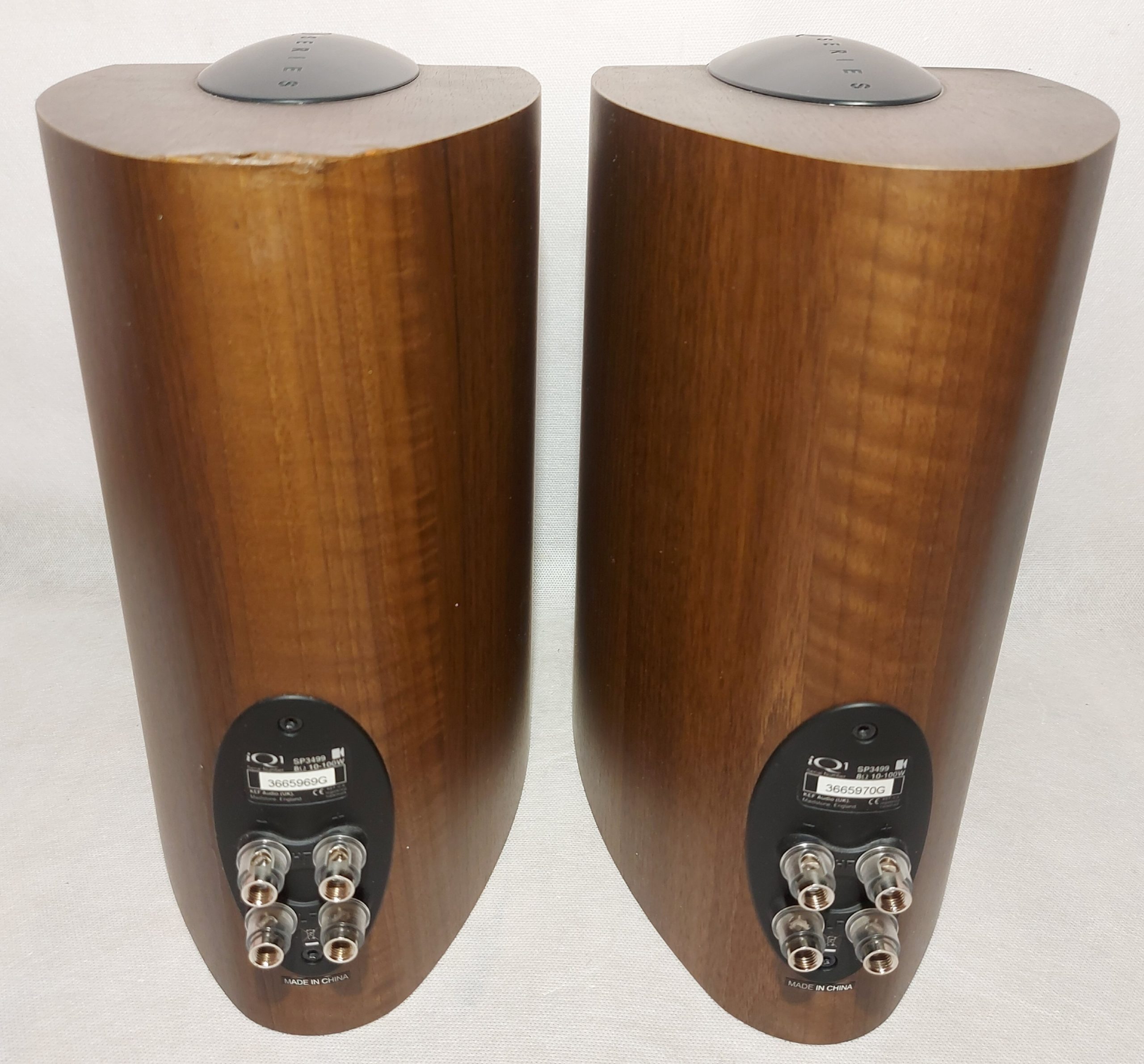 KEF IQ1 – Walnut – DN Audio